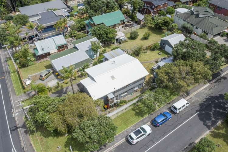 1286 Whangaparaoa Road Army Bay_19