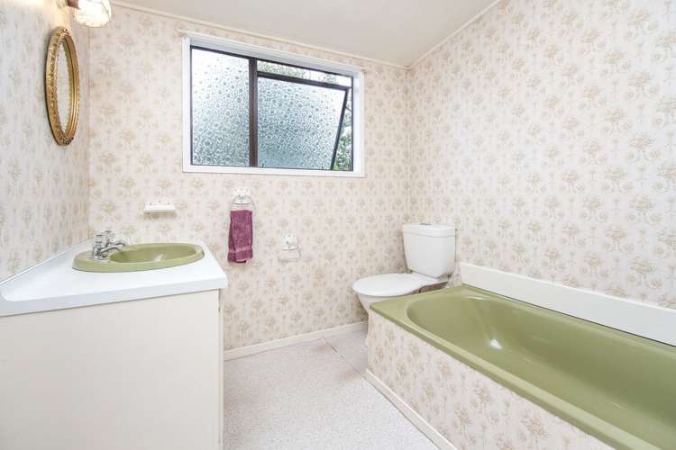 58 Kiwi Esplanade Mangere Bridge_10