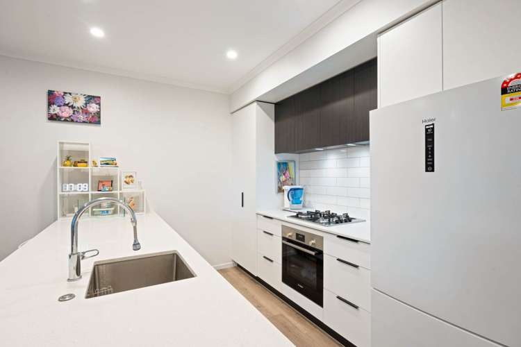 6 Shortfin Place Flat Bush_2
