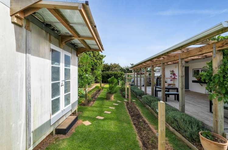 16 Ponderosa Place Opunake_33