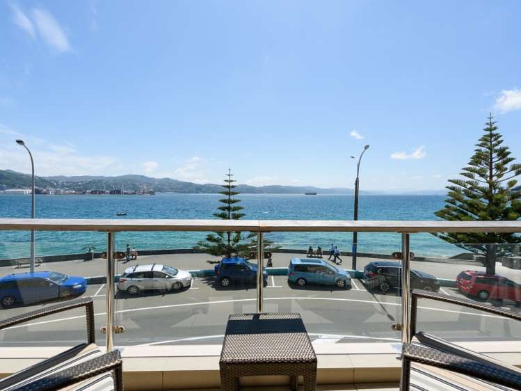 2a/172 Oriental Parade Oriental Bay_18