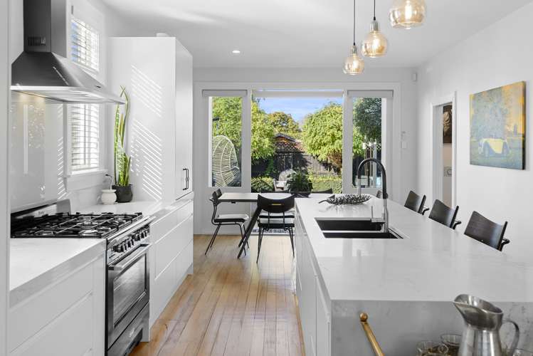 8 Chapter Street Saint Albans_10