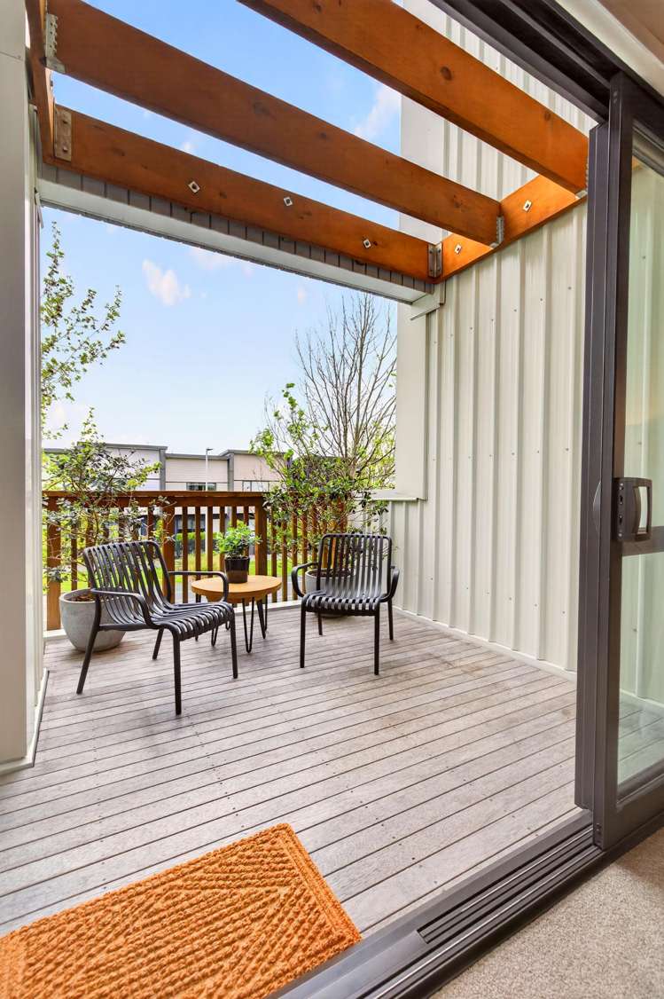 2 Torea Tai Road Hobsonville_13