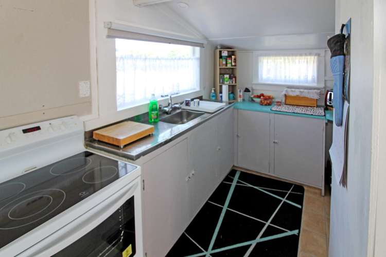 5 Omanu Street Koitiata_28