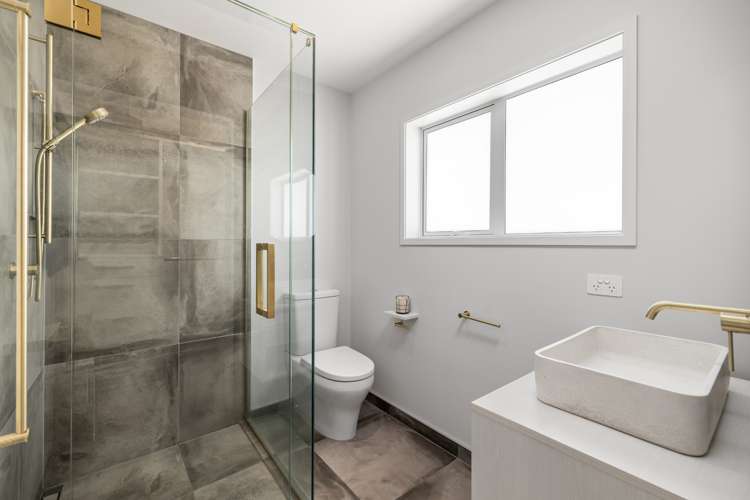 15 Endeavour Avenue Welcome Bay_10