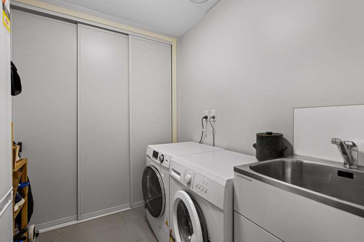 30 Eaves Bush Parade Orewa_12