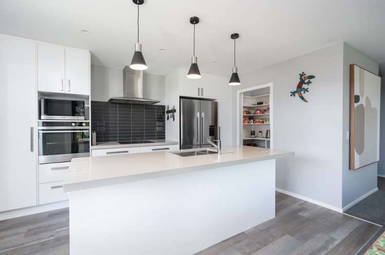 66 Huka Heights Drive Rangatira Park_3