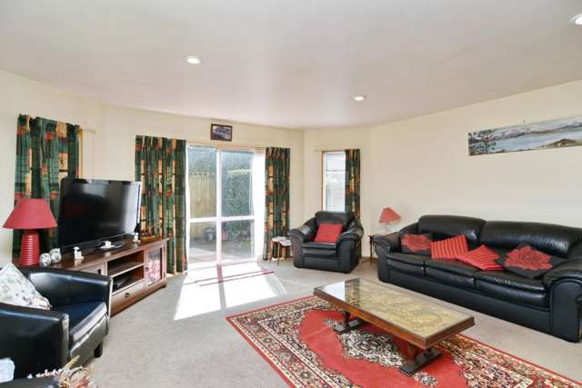 30 Farnswood Place Redwood_2