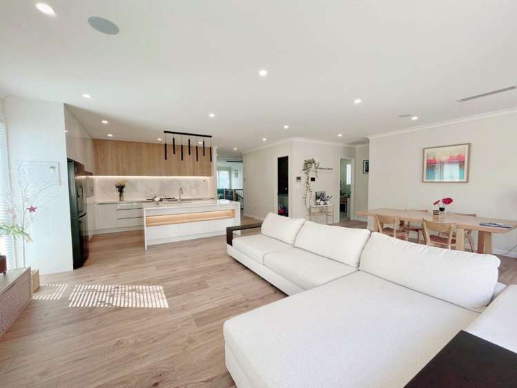 31 Surf View Crescent Red Beach_1