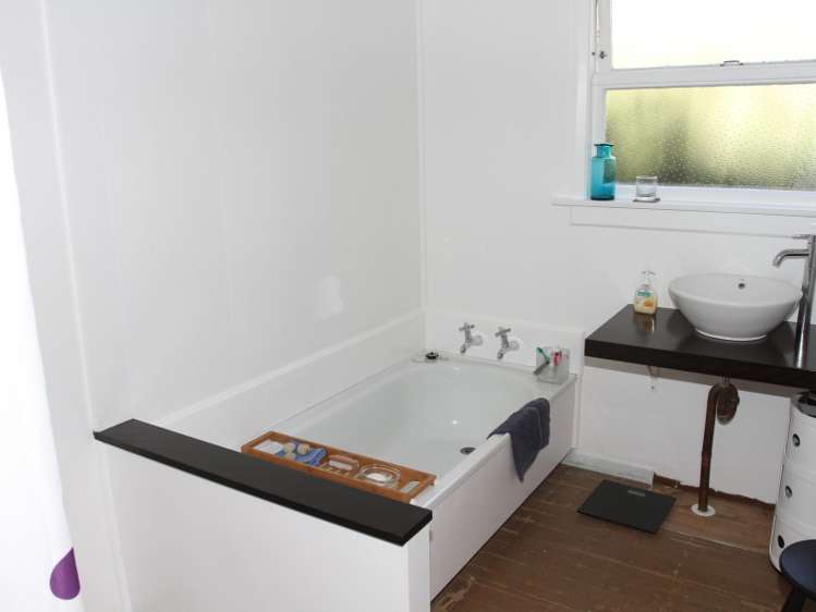 2 Dixon Street Waimate_14