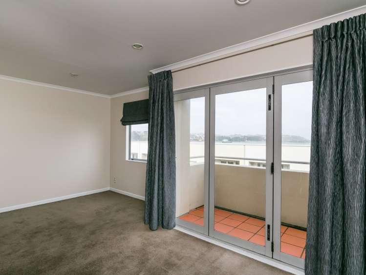 72/305 Evans Bay Parade Hataitai_8
