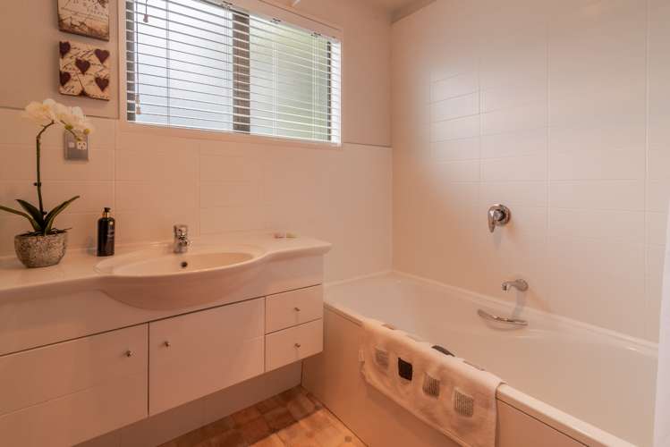 37 Watson Street Akaroa_13