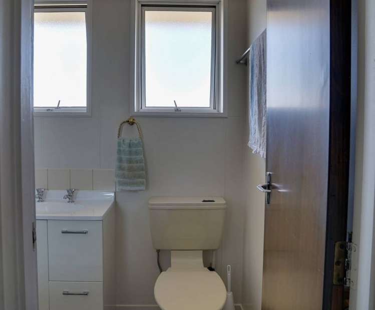 25 Clyde Street Renwick_12