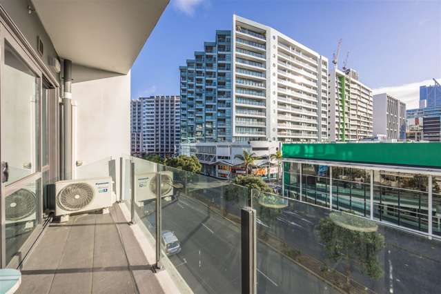 303/2 Dockside Lane Auckland Central_1