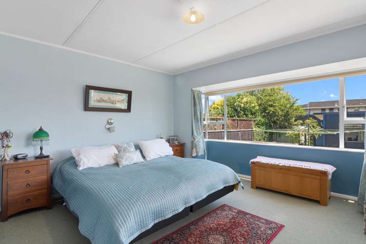 4 Balmoral Place Stoke_10