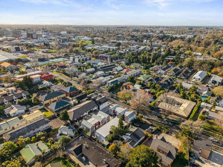 7/16 Hammond Street Hamilton Central_20