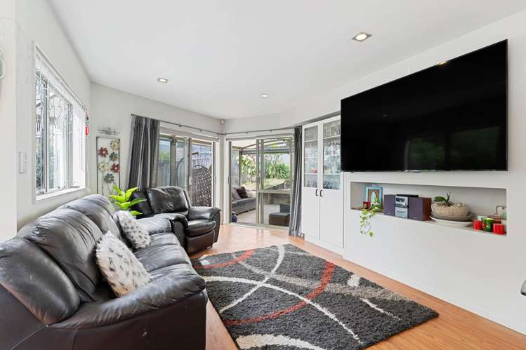 97A Bond Crescent Forrest Hill_6