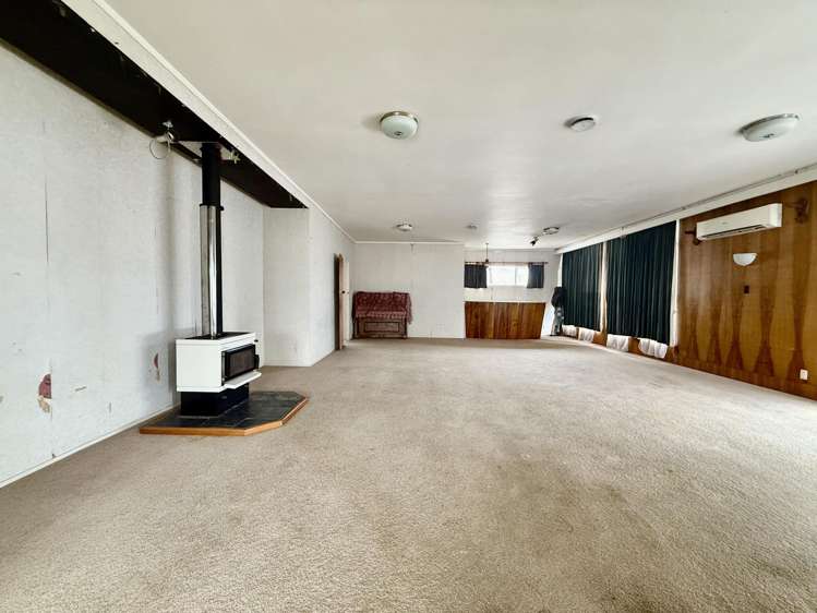 243 Preston Road Otara_3