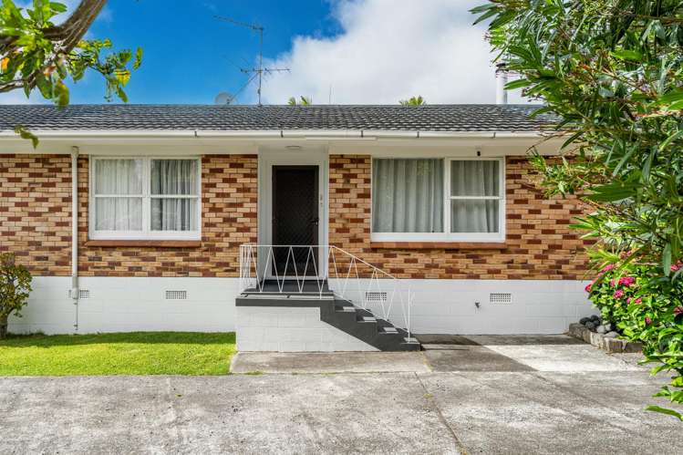 2/102 Victoria Street_0