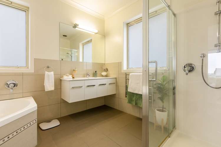 118 Kent Terrace Taradale_10