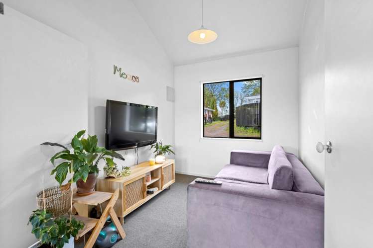 21A Seabrook Avenue New Lynn_2