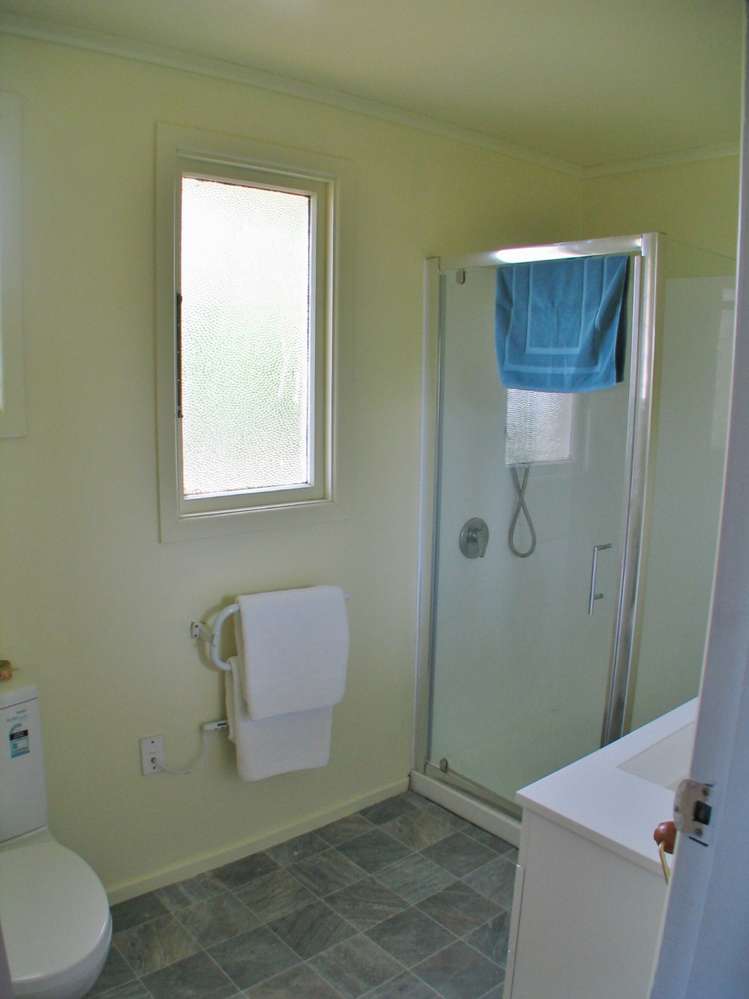 33 Moana Crescent Te Anau_13