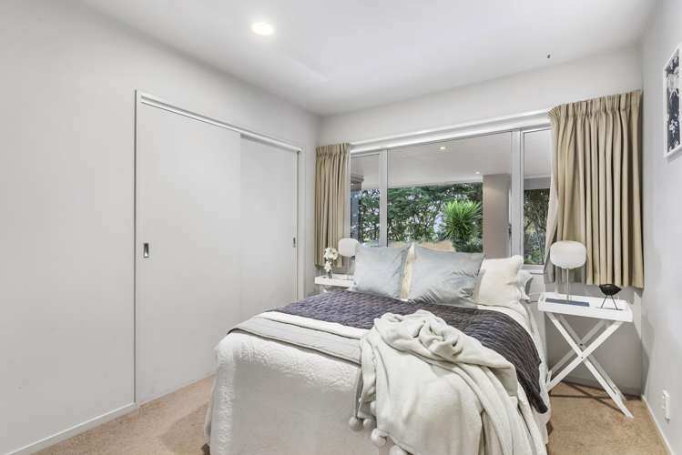 8 Gibbia Way Beachlands_26