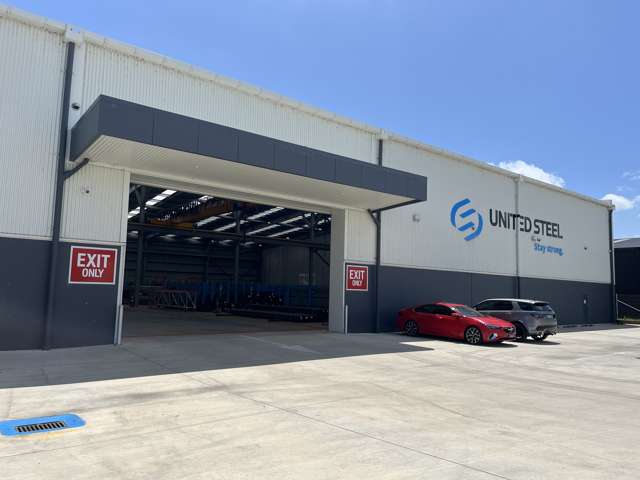 Standout warehouse for sublease