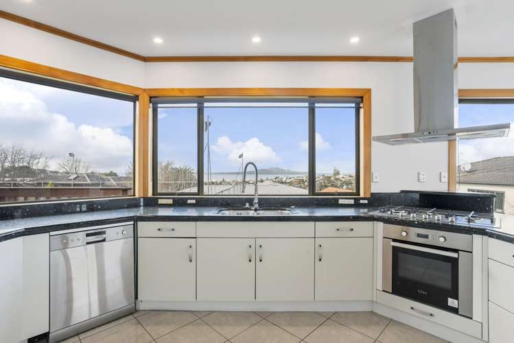 99 East Coast Road Castor Bay_4