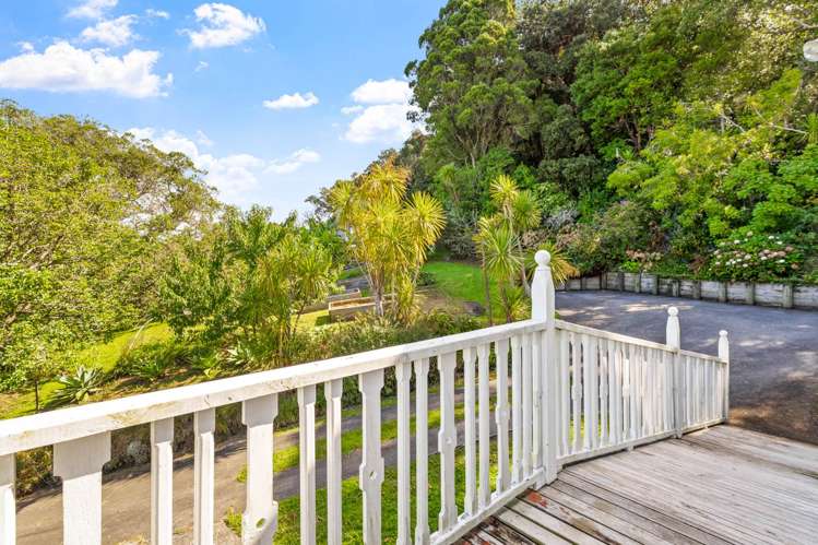 6 Young Street Mahurangi East_26