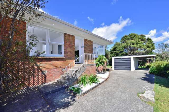 2/40 Blakeborough Drive Forrest Hill_1