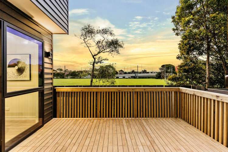 Lots 1-4 5 Bond Crescent Forrest Hill_2