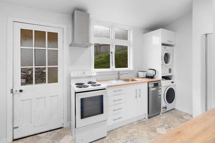 3 Bishops Road Dunedin Central_4