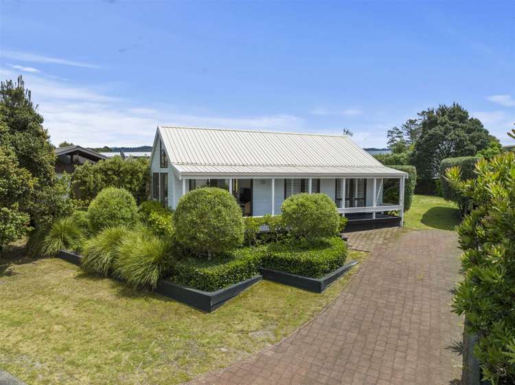 5 Claxton Avenue Pauanui_23