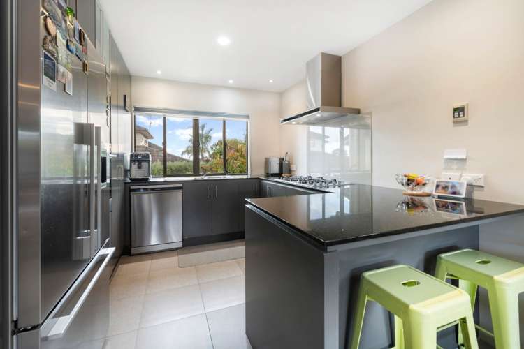 18 Tivoli Court Flat Bush_8