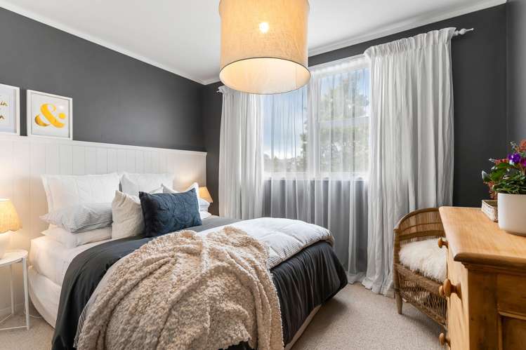 89a Fairclough Road Beach Haven_22