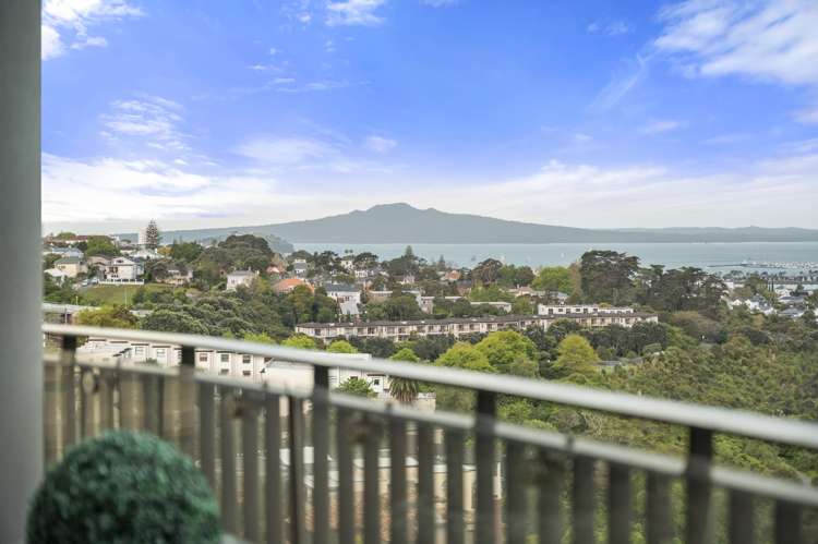 8c/36 James Cook Crescent Remuera_20