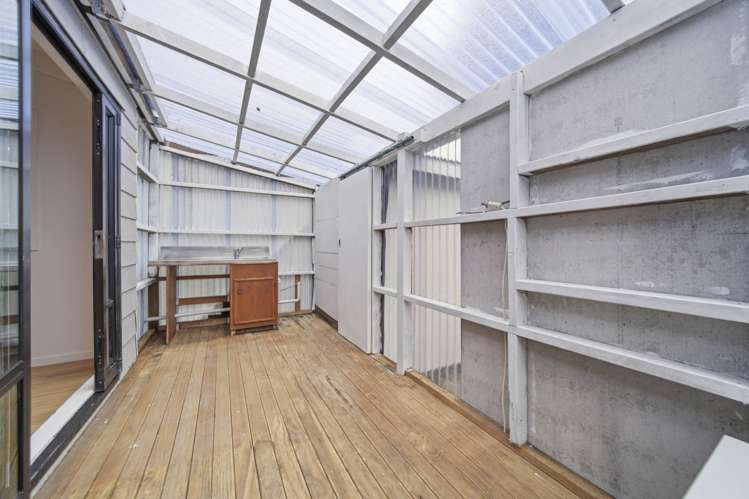 37A Range View Road Mt Albert_24