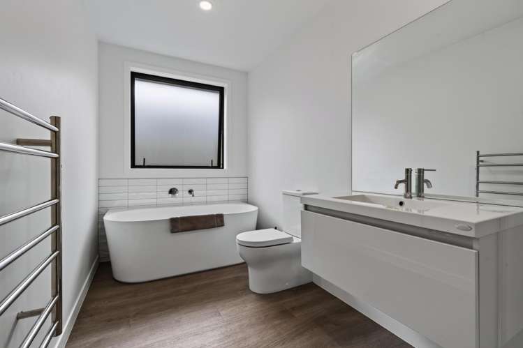 51 Drysdale Road, Hanley's Farm Jacks Point_16