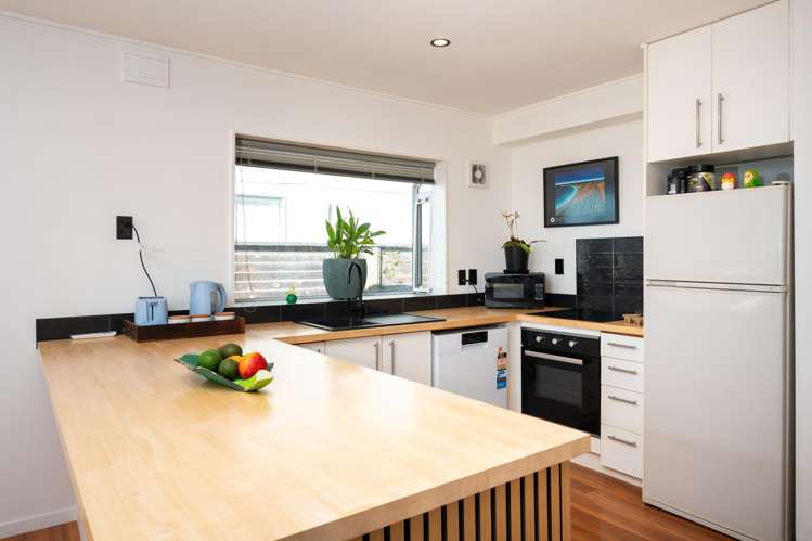 225 Clifton Road_3