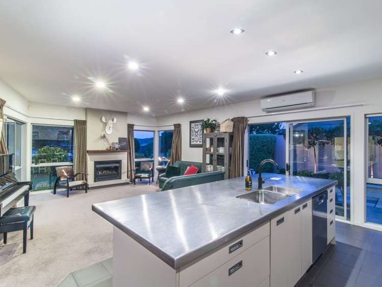 30 Furlong Crescent Churton Park_4