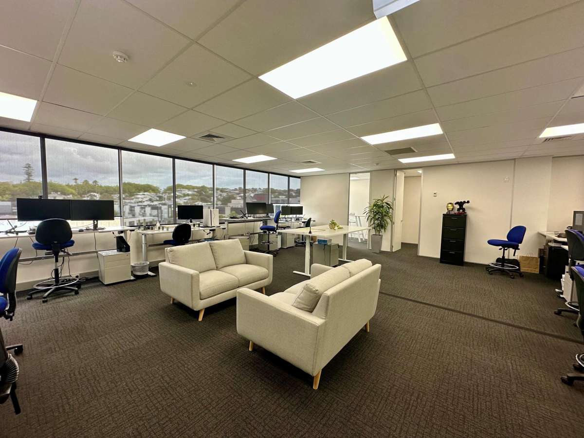 2 Hargreaves Street_4