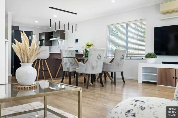 8 Ritchie Crescent Takanini_5