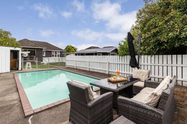 708 Grove Road Mayfair_1