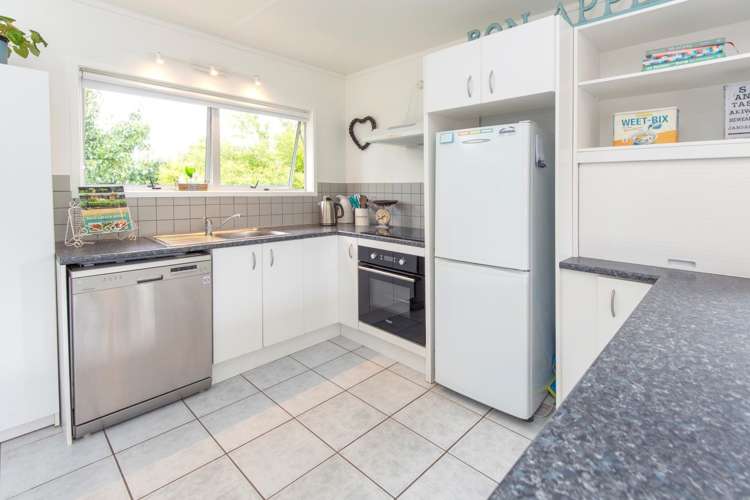 12 Thorburn Avenue Red Beach_6