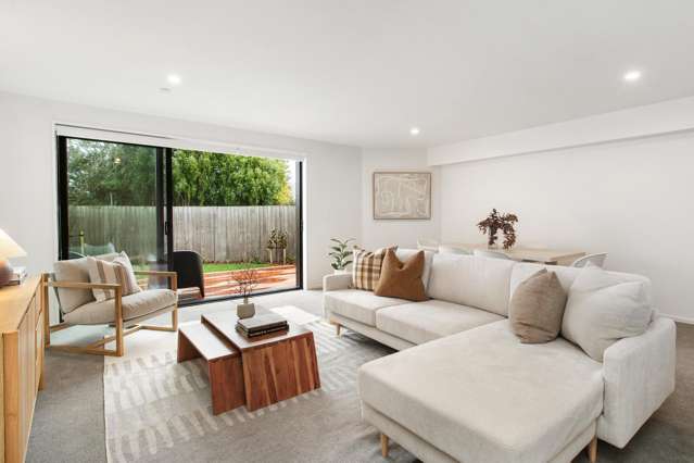 2/133 Blighs Road Strowan_1