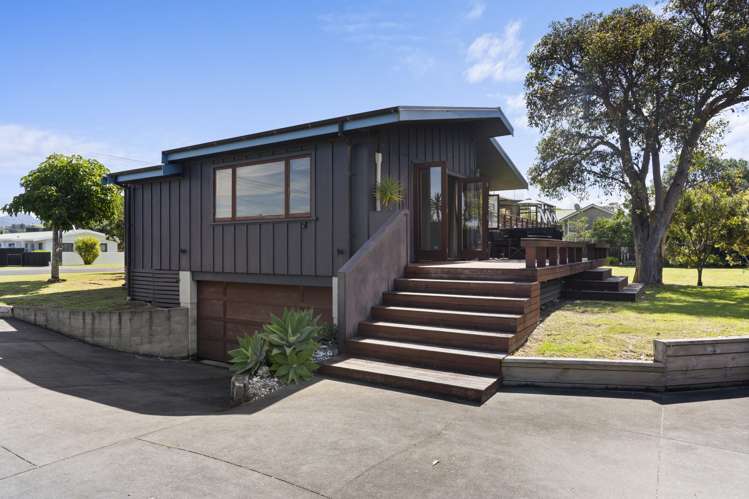 506 Ocean Road Whangamata_5