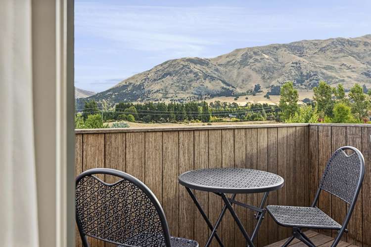 69 West Meadows Drive Wanaka_14