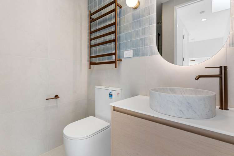 35C&D Lynden Avenue Hillcrest_15