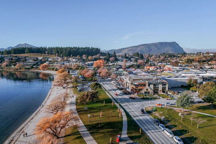 1.2/153 Ardmore Street Wanaka_30